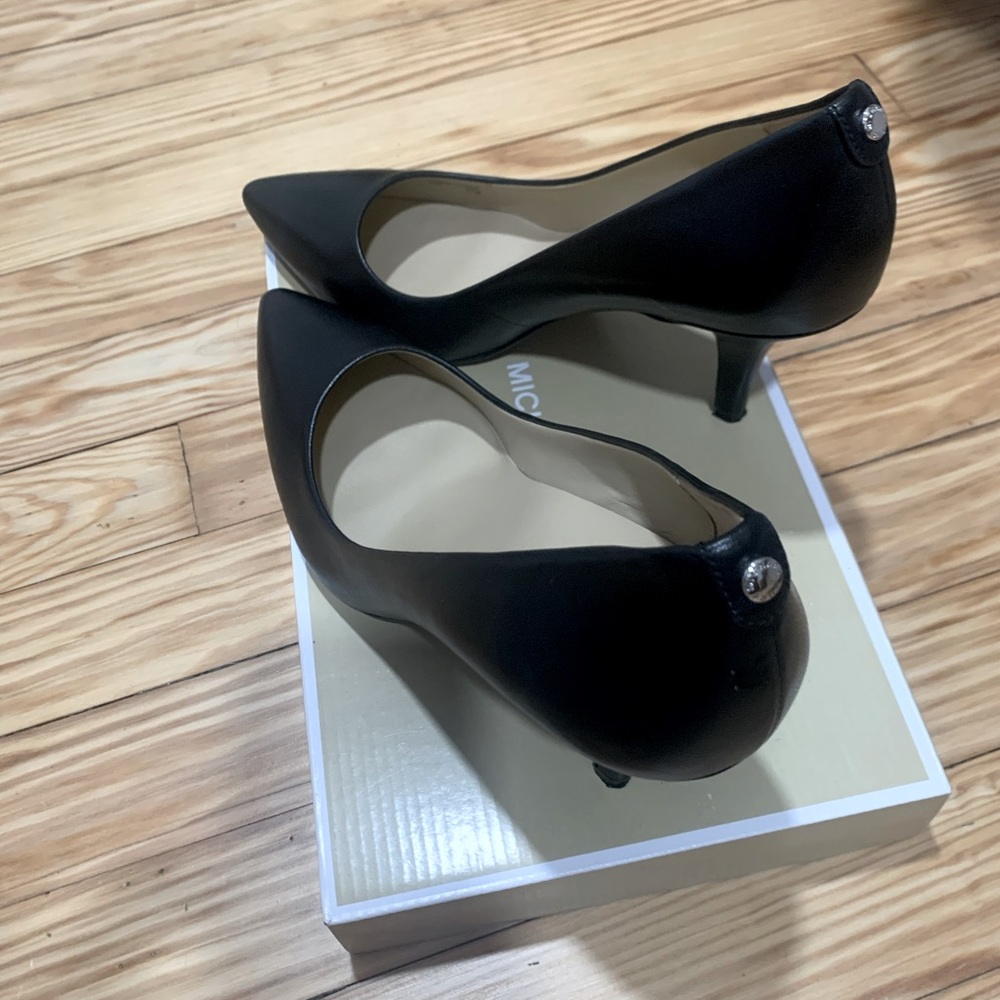 Black heels size 9.5